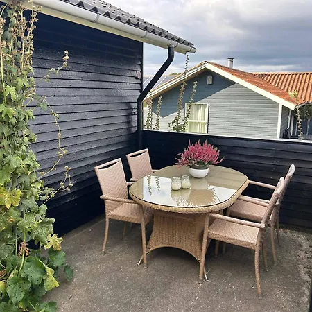 Vacation In Sandvig - Sea & Lighthouse Views Allinge-Sandvig